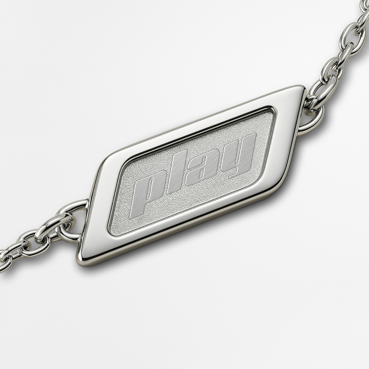 Play Pendant Chain